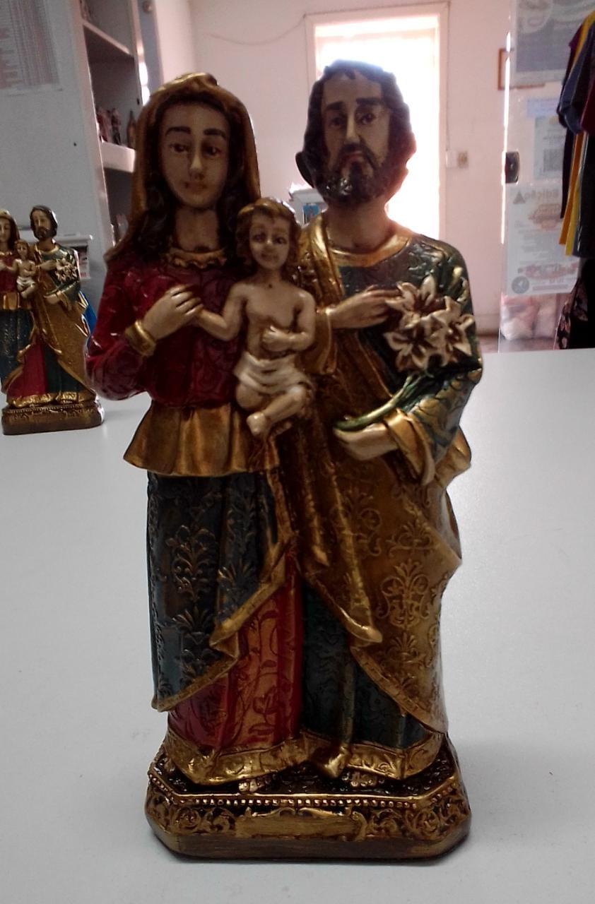 imagem de Sagrada Família Bordada - 15cm