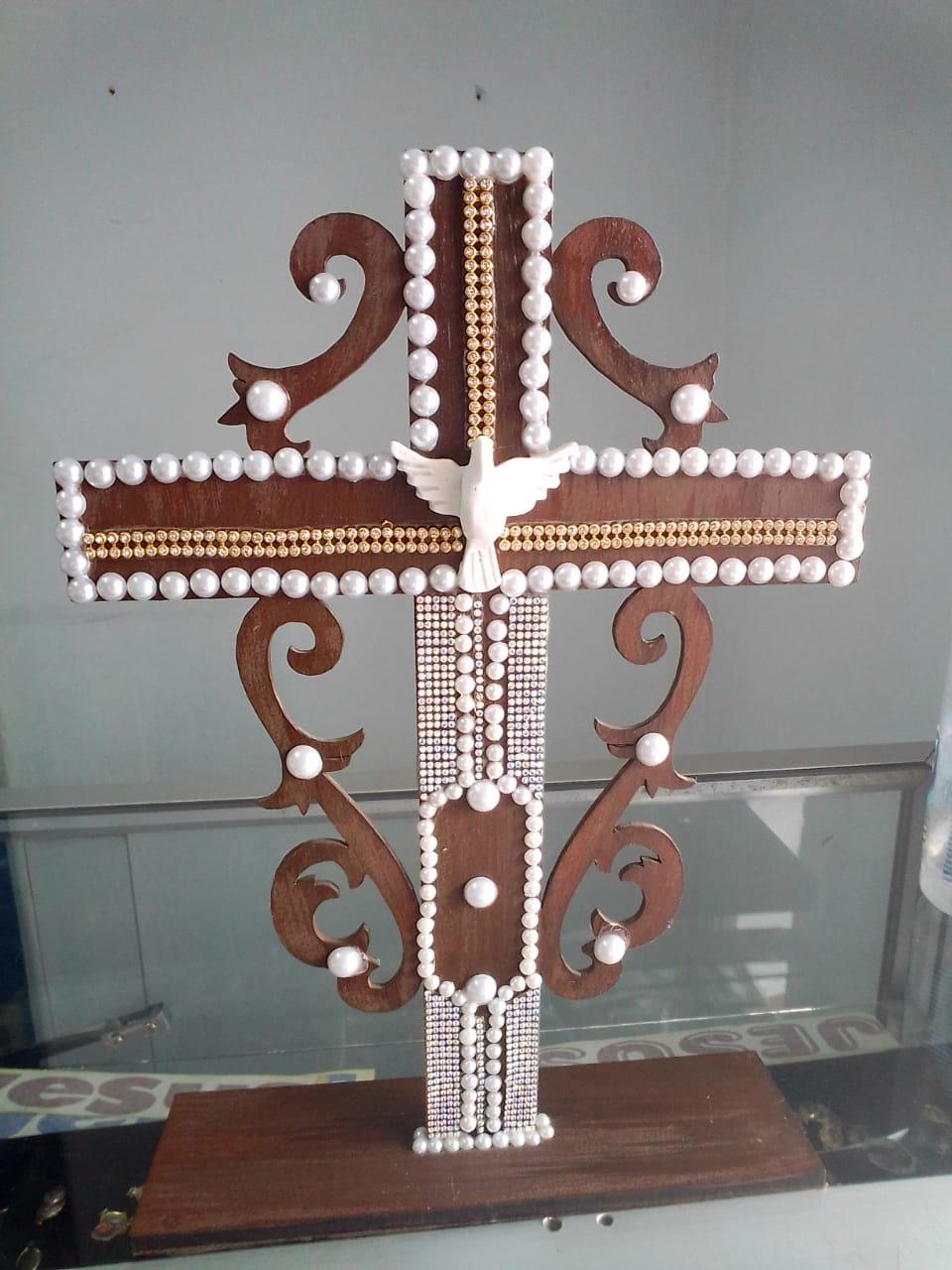 imagem de CRUZ MDF DECORADA