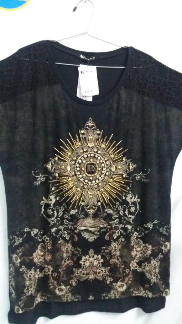 imagem de Blusa Ostensório preta rendada  e com pedrarias.