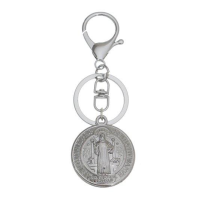 imagem de Chaveiro Medalha de São Bento com Mosquete - Prata